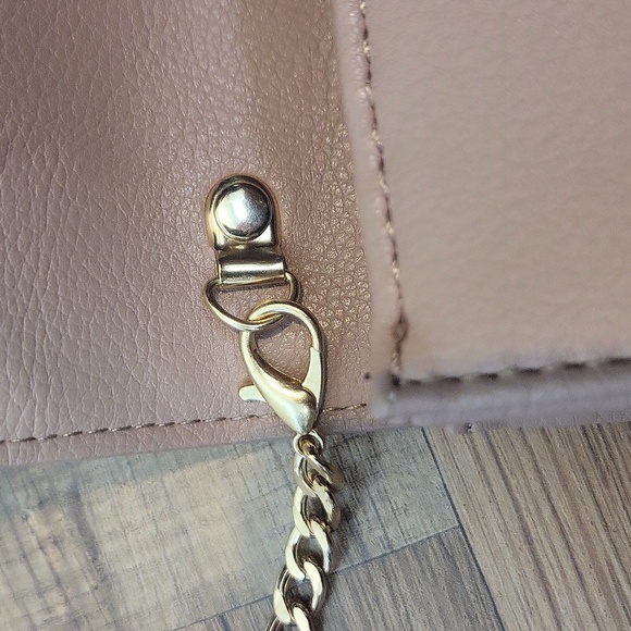 MADISON WEST Mauve/Tan Mini to Convertible Chain Crossbody Bag - Picture 6 of 15